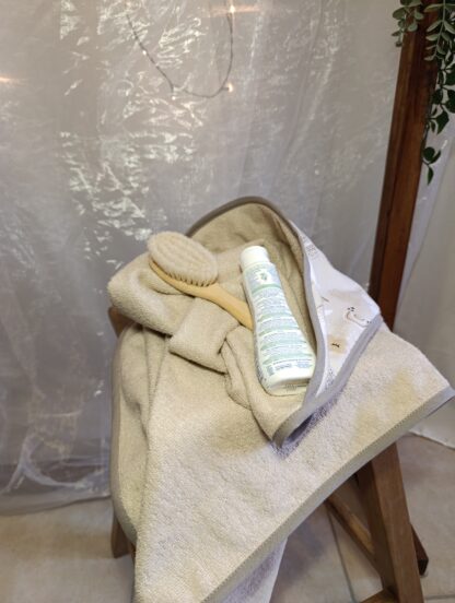Cape de bain beige lapin – Image 2