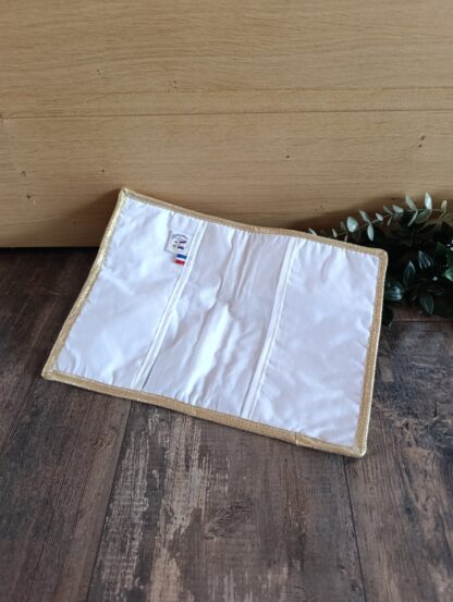 Protège carnet de santé moutarde et marine – Image 2